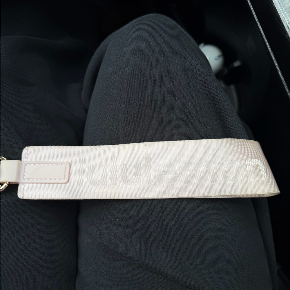 Lululemon baby pink keychain